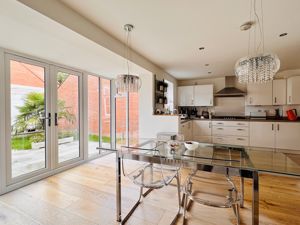 Kitchen Dining Room- click for photo gallery